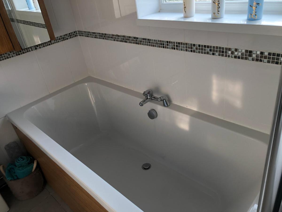 3-Bed House Waterfall Country Brecon Beacons Pontneddfechan Exterior photo